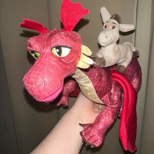Universal Studios Shrek 4-D Donkey Riding Dragon plush dragon wife